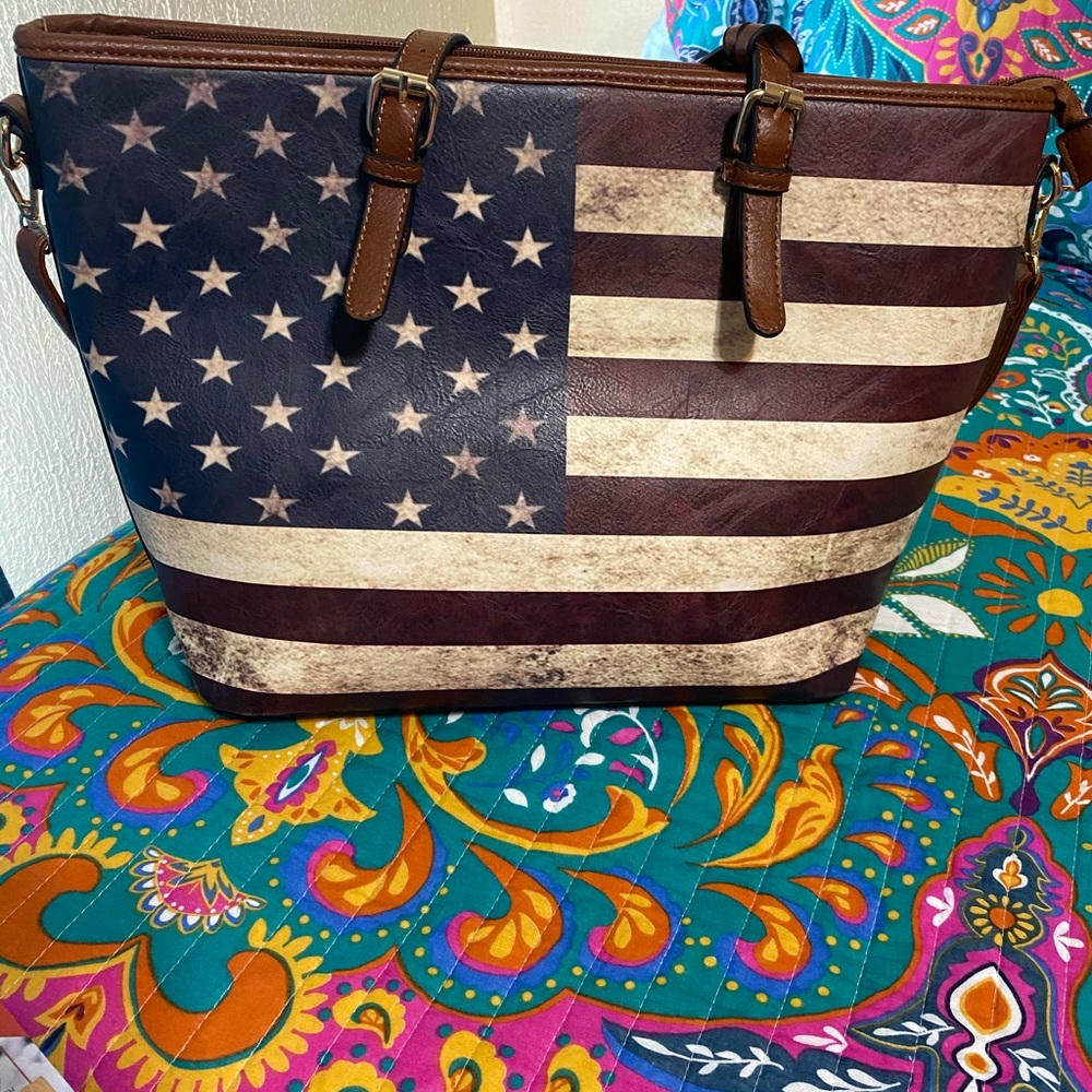 Large tote purse